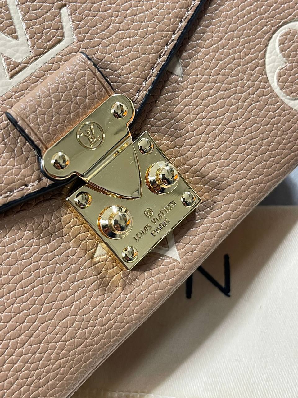 Louis Vuitton Pochette Monogram Bags Womens UK Reps AAA Quality
