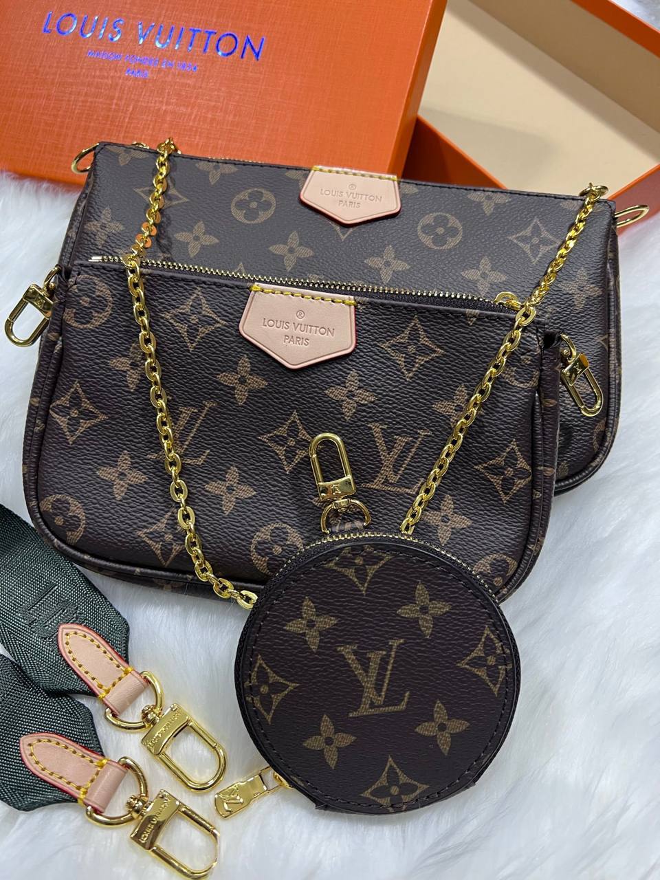 Louis Vuitton Pochette Accessoires Bag Womens UK Reps AAA Quality