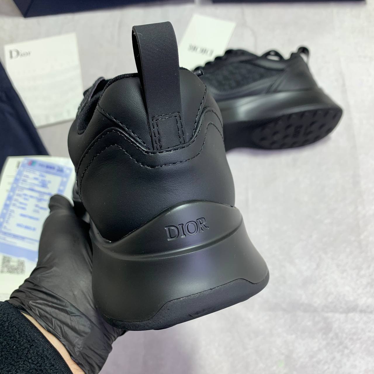 Christian Dior B25 Runner Black Mens Sneakers Best Sale UK Reps AAA Quality