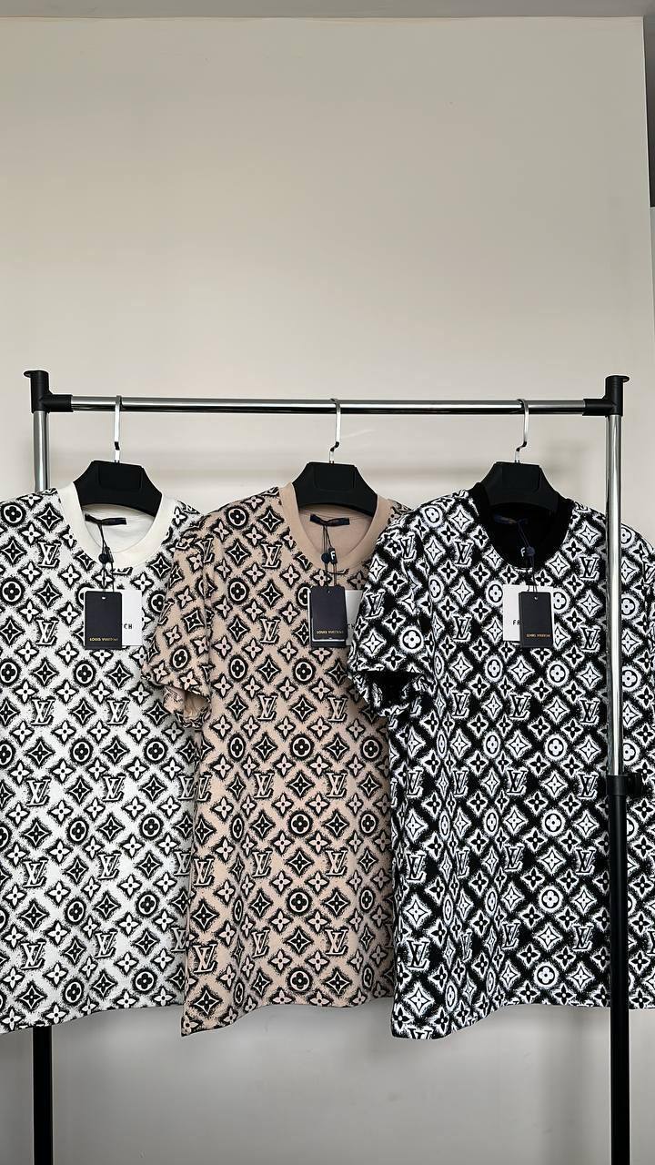 Louis Vuitton Monogram T-Shirts Mens in Multiple Color UK Reps AAA Quality
