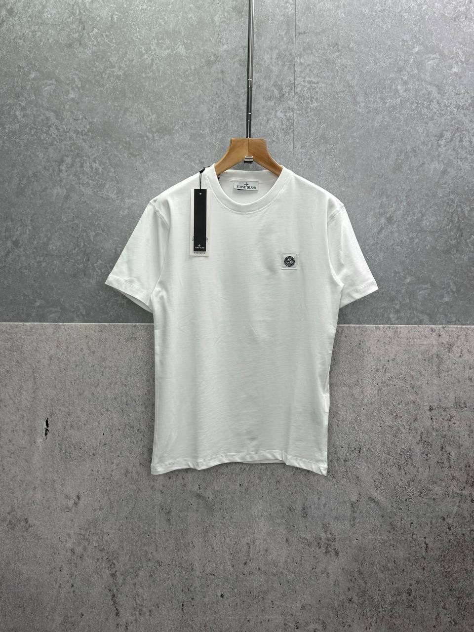 Stone Island Garment Dyed Logo Men's T-Shirts Mens in Multiple Colors UK Reps AAA Quality