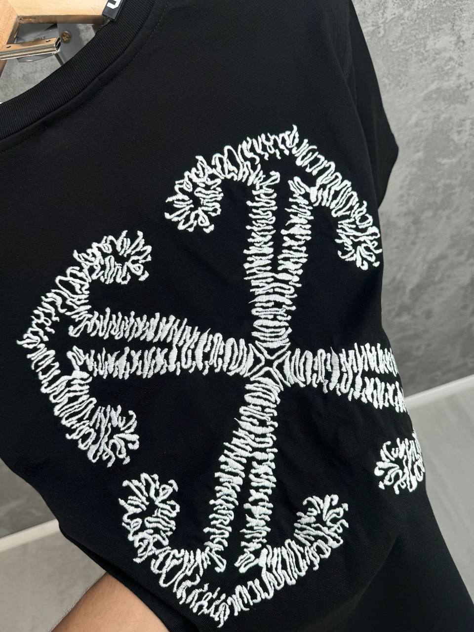 Off-White Black Tattoo Arrow T-Shirts Mens in Multiple Colors Short Sleeves UK Reps AAA Quality