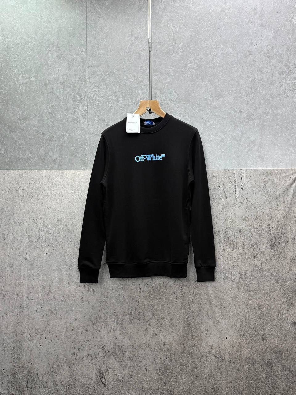 Off-White Spray Arrow Jumpers Mens in 2 Colors Short Sleeves UK Reps AAA Quality