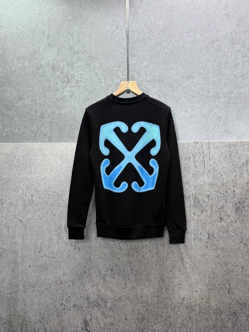 Off-White Spray Arrow Jumpers Mens in 2 Colors Short Sleeves UK Reps AAA Quality