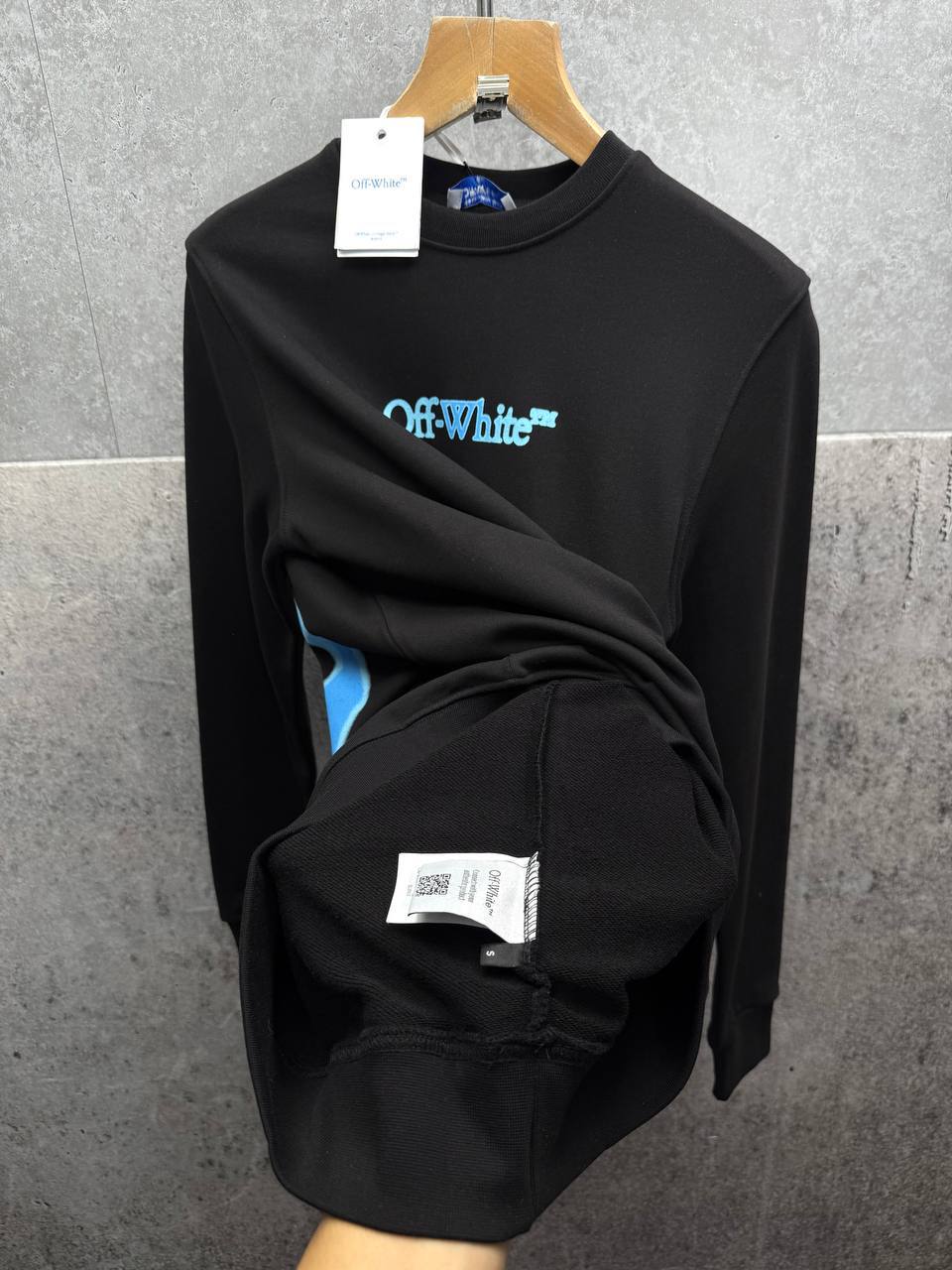 Off-White Spray Arrow Jumpers Mens in 2 Colors Short Sleeves UK Reps AAA Quality