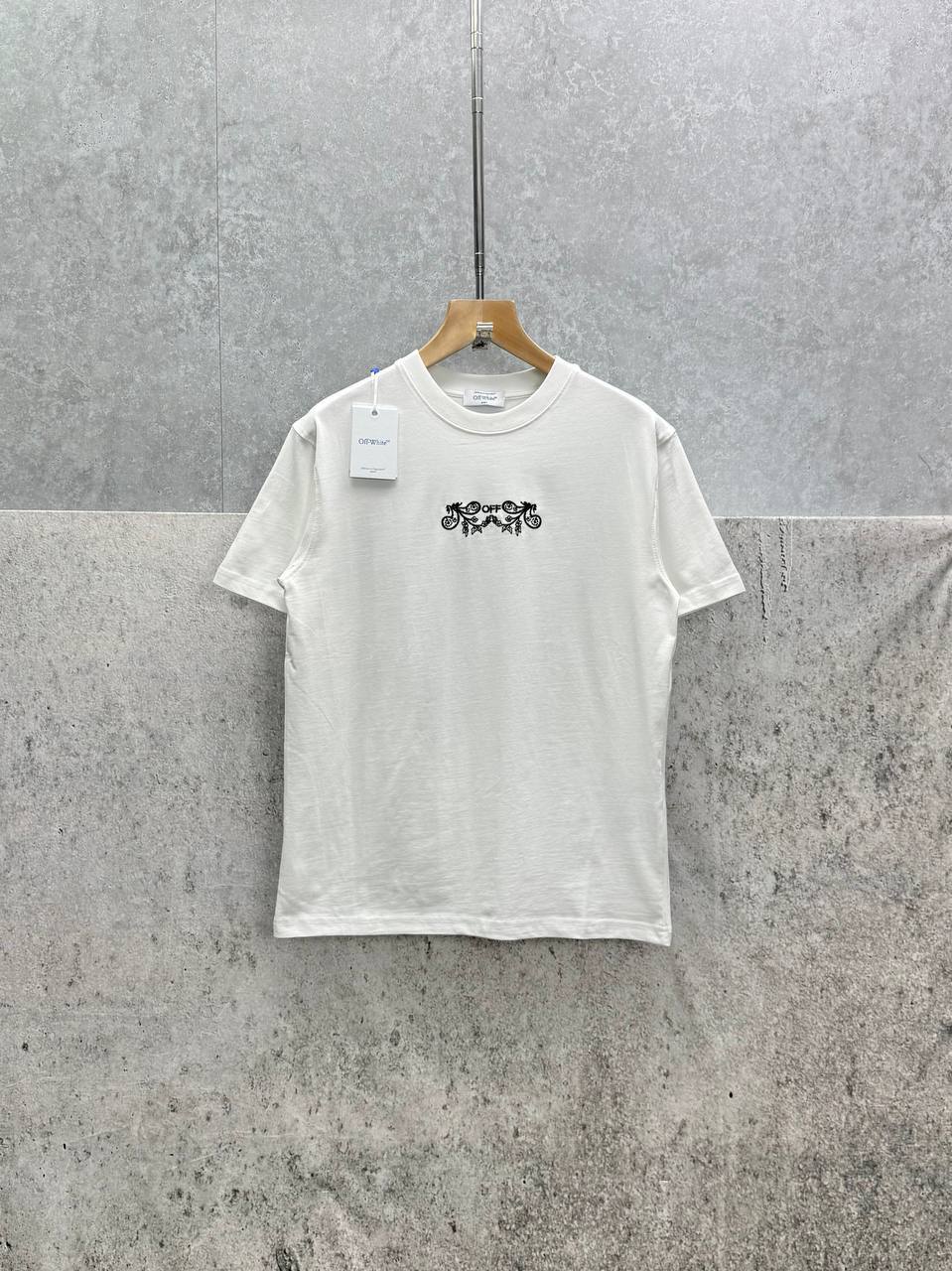 Off-White Bandanna Arrow Skate T-Shirts Mens in Multiple Colors Short Sleeves UK Reps AAA Quality