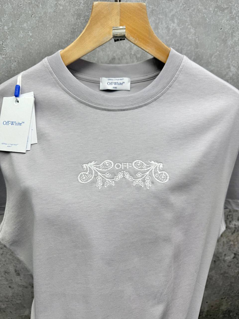 Off-White Bandanna Arrow Skate T-Shirts Mens in Multiple Colors Short Sleeves UK Reps AAA Quality