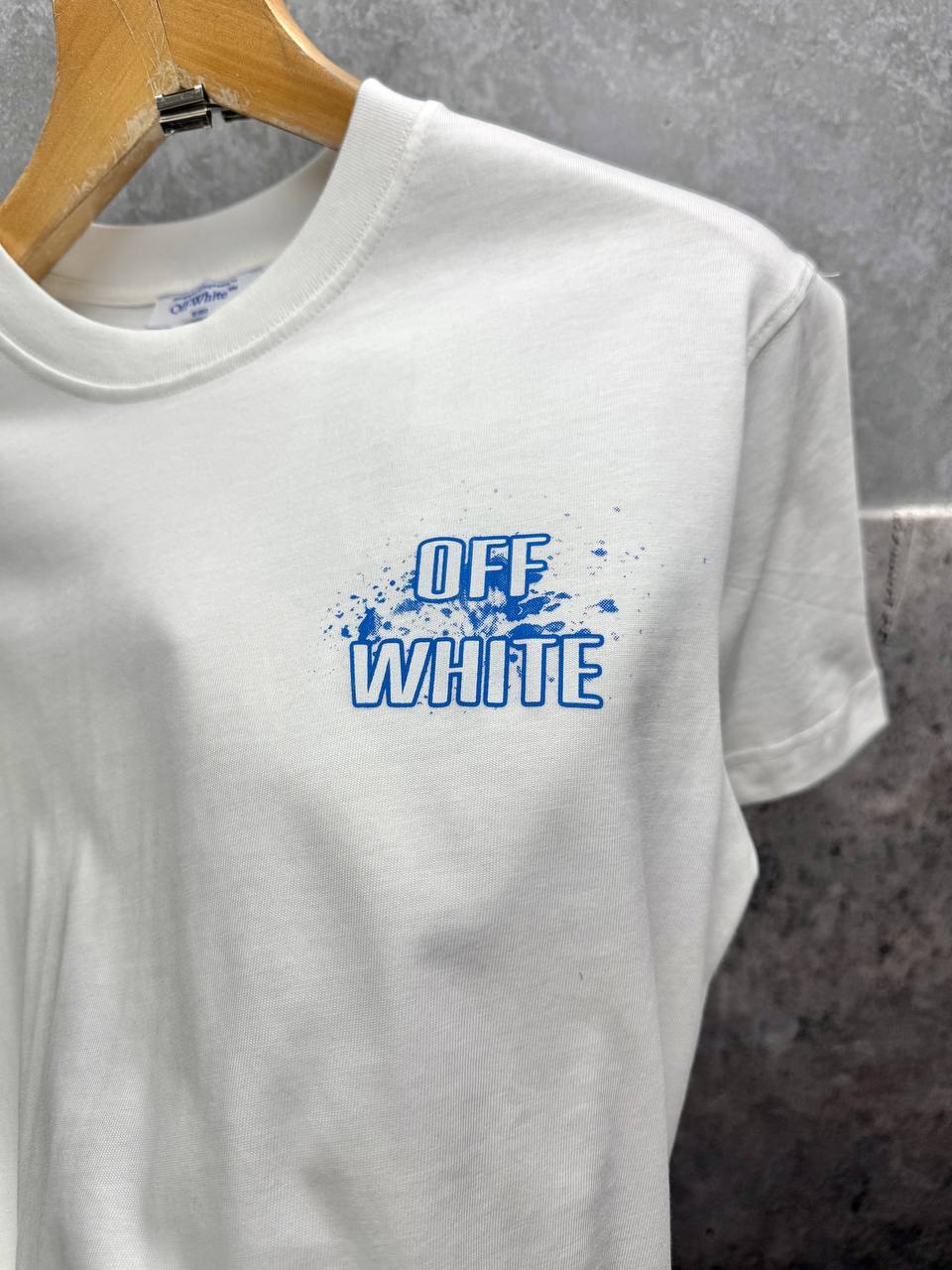 Off-White Looney Tunes T-Shirts Mens in 2 Colors Short Sleeves UK Reps AAA Quality