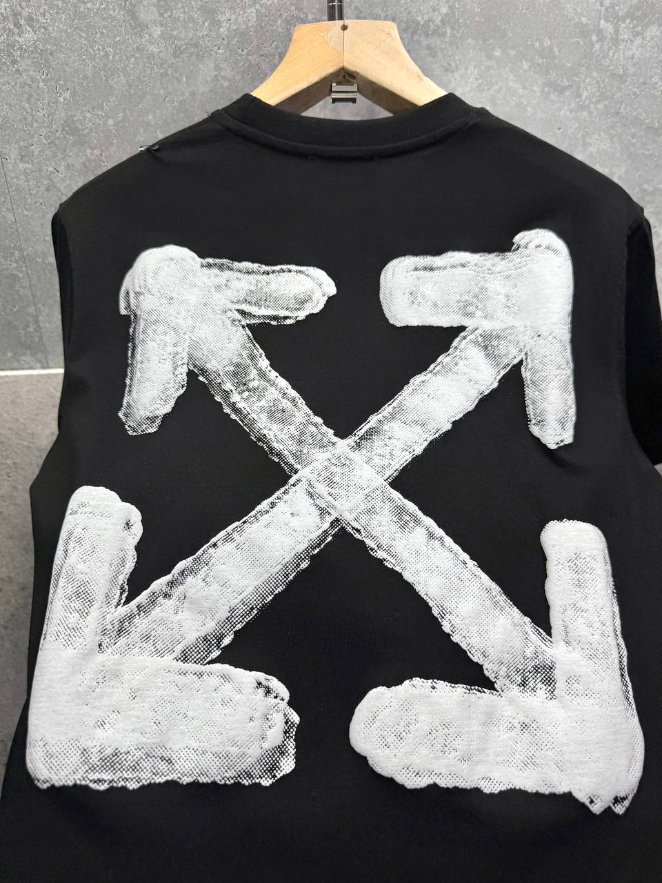Off-White Spray Arrow T-Shirts Mens in 2 Colors Short Sleeves UK Reps AAA Quality