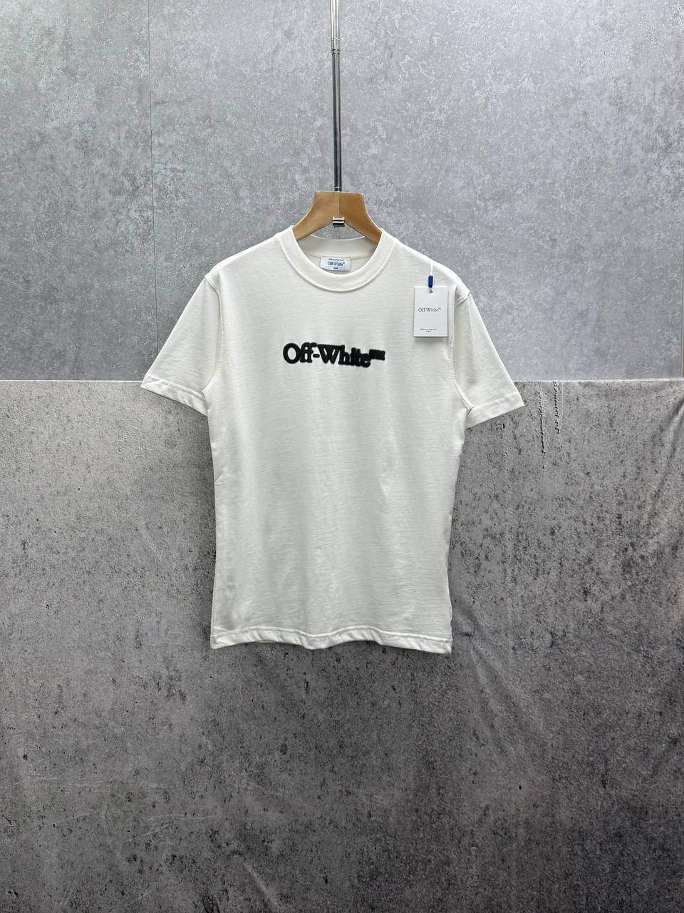 Off-White Spray Arrow T-Shirts Mens in 2 Colors Short Sleeves UK Reps AAA Quality