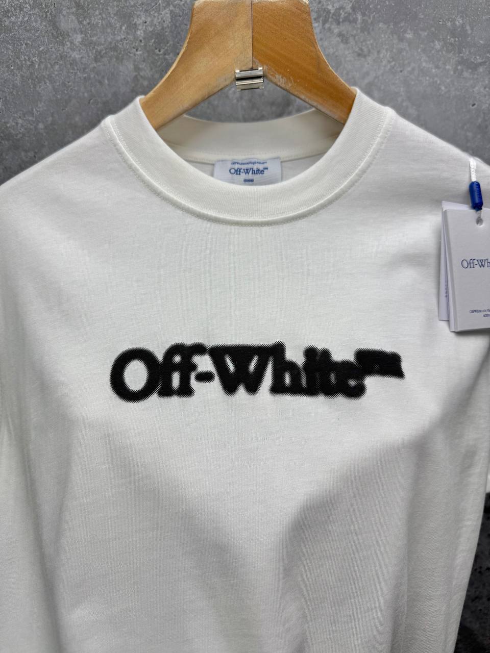 Off-White Spray Arrow T-Shirts Mens in 2 Colors Short Sleeves UK Reps AAA Quality