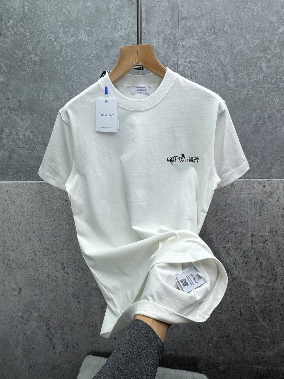 Off-White Flower Arrow Skate T-Shirts Mens in 2 Colors Short Sleeves UK Reps AAA Quality