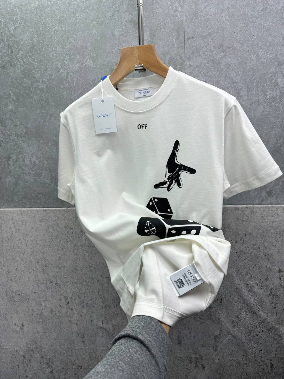 Off-White Dices Skate T-Shirts Mens in 2 Colors Short Sleeves UK Reps AAA Quality