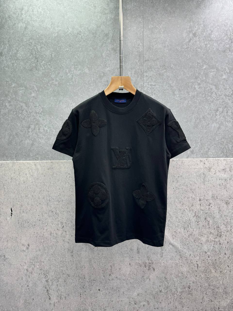 Louis Vuitton Monogram Short-Sleeved T-Shirts Mens in 2 Colors UK Reps AAA Quality