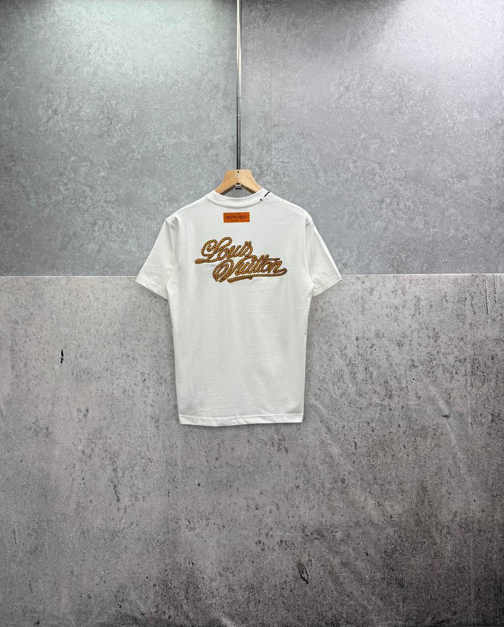 Louis Vuitton Embroidered Signature Crewneck T-Shirts Mens in 2 Colors UK Reps AAA Quality