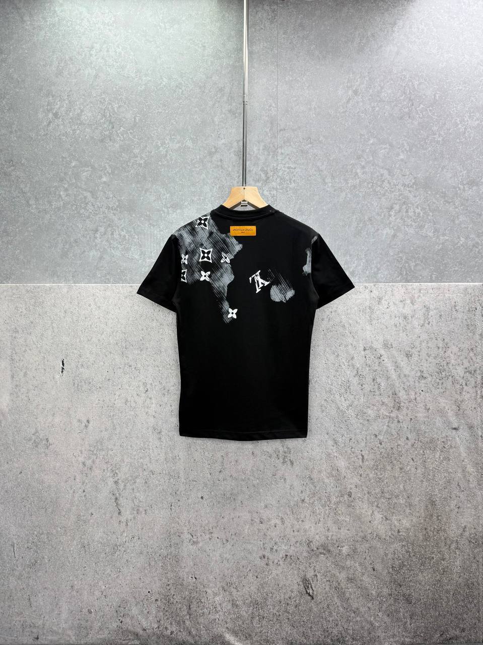 Louis Vuitton LV Inspired Logo T-Shirts Mens in 2 Colors UK Reps AAA Quality
