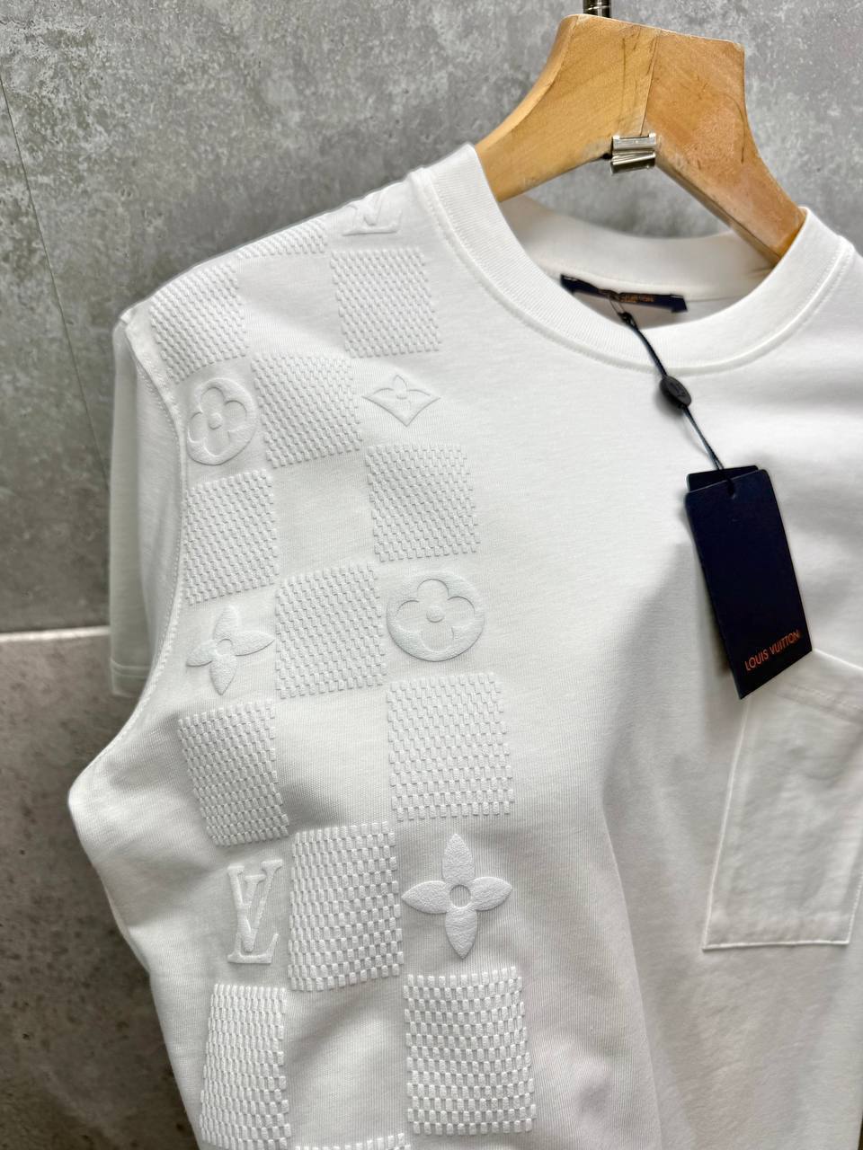 Louis Vuitton LV Damier T-Shirts Mens in 2 Colors UK Reps AAA Quality