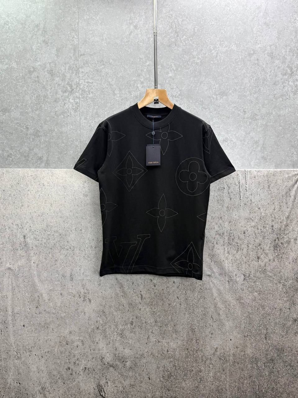 Louis Vuitton LV Monogram Embroidered Cotton T-Shirts Mens in 2 Colors UK Reps AAA Quality