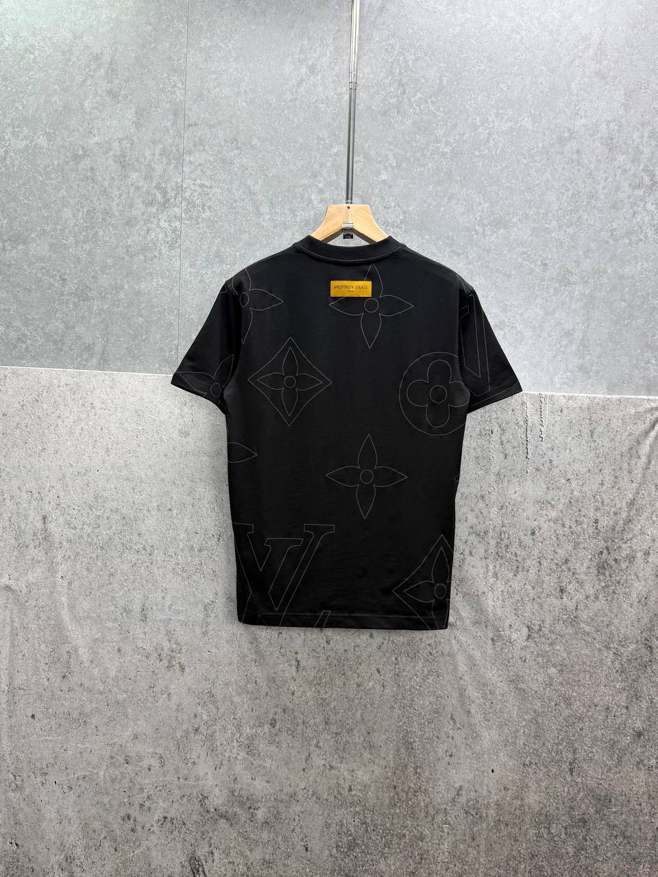 Louis Vuitton LV Monogram Embroidered Cotton T-Shirts Mens in 2 Colors UK Reps AAA Quality