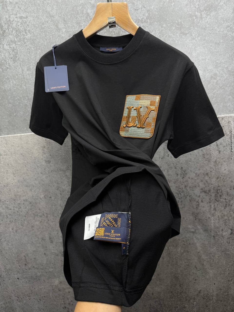 Louis Vuitton Monogram Pocket T-Shirts Mens in 2 Colors UK Reps AAA Quality
