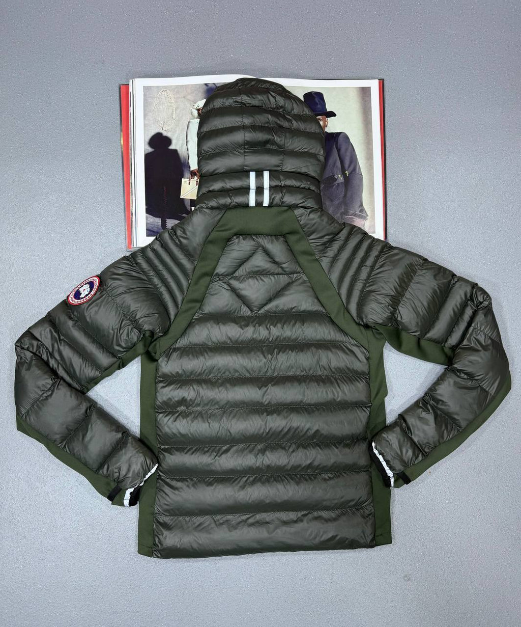 Canada Goose Men Hooded Puffer Logo Patch Jackets in 2 Colors UK Reps AAA Quality