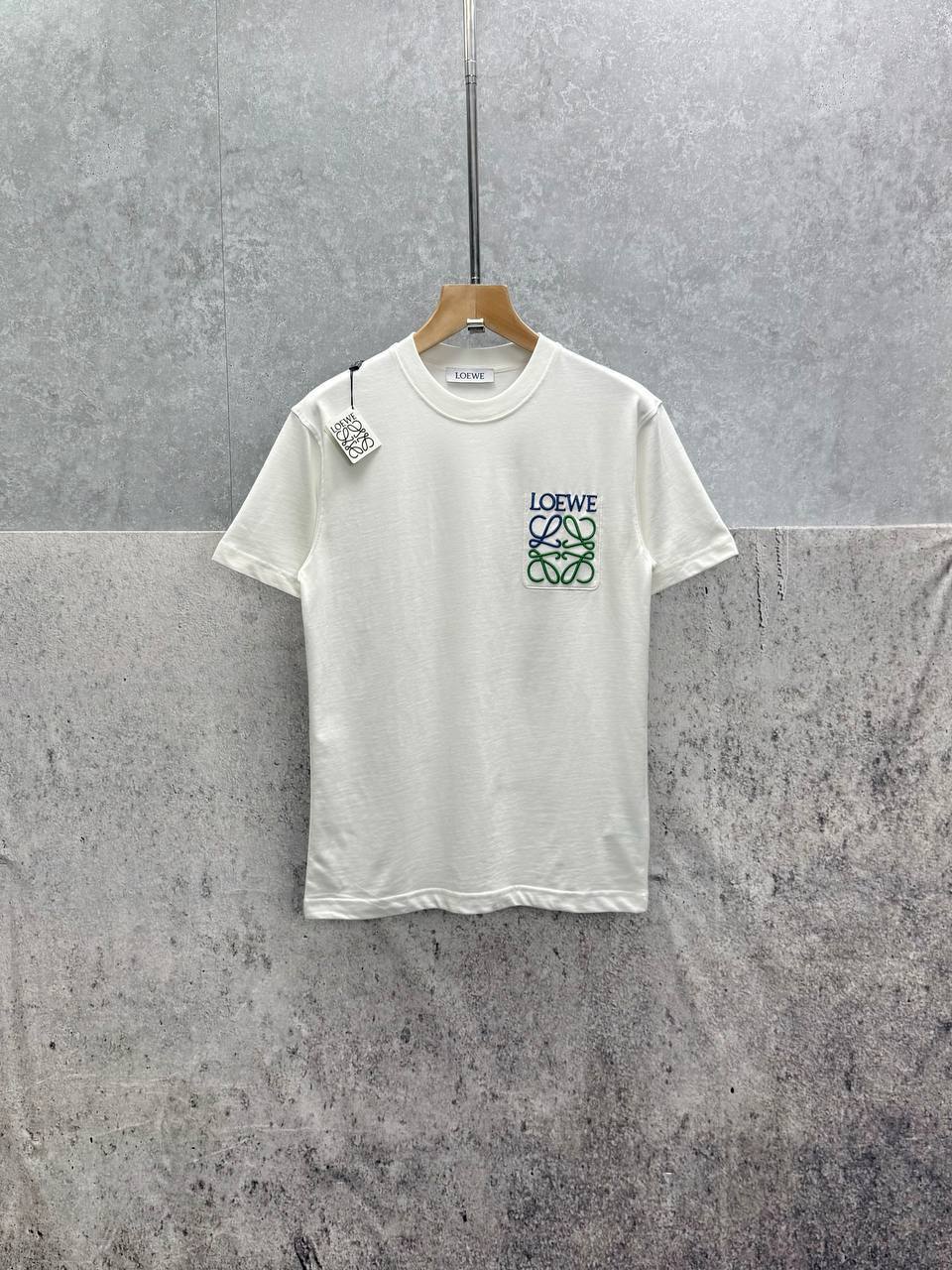 Loewe Brand-Embroidered Pocket T-Shirts Mens in 2 Colors UK Reps AAA Quality