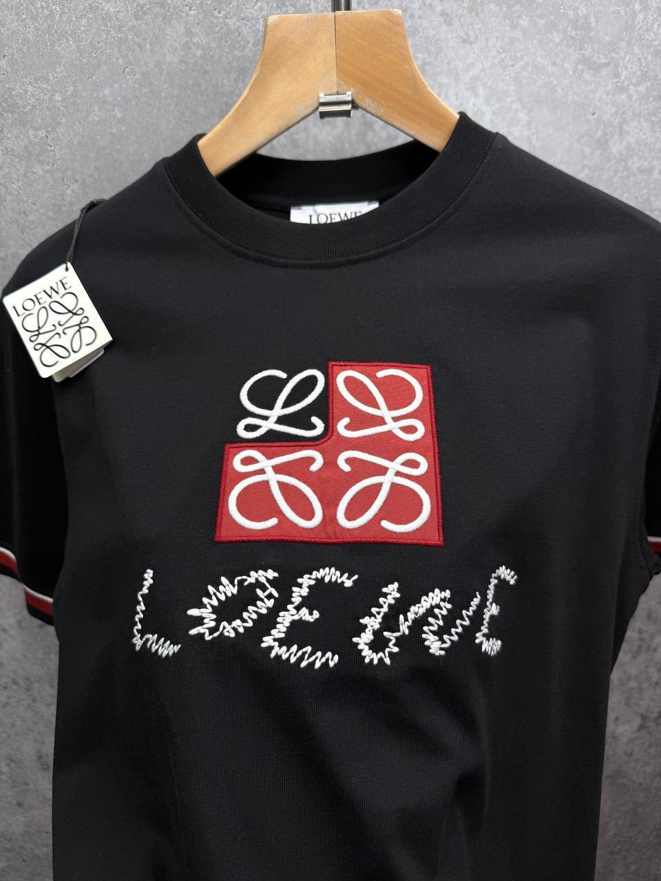 Loewe Regular Fit Anagram Embroidery T-Shirts Mens in 2 Colors UK Reps AAA Quality