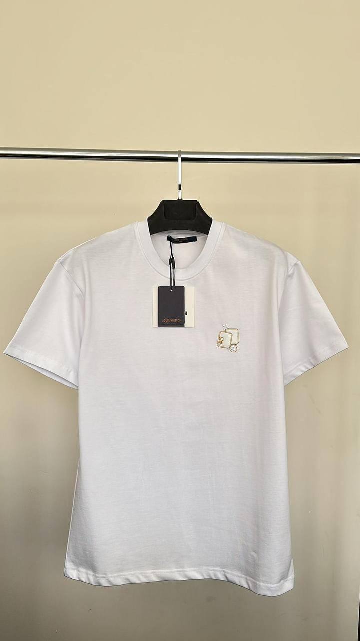 Louis Vuitton Short-Sleeved Crewneck With Signature T-Shirts Mens in Multiple Colors UK Reps AAA Quality