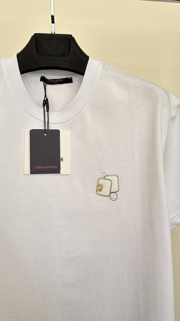 Louis Vuitton Short-Sleeved Crewneck With Signature T-Shirts Mens in Multiple Colors UK Reps AAA Quality