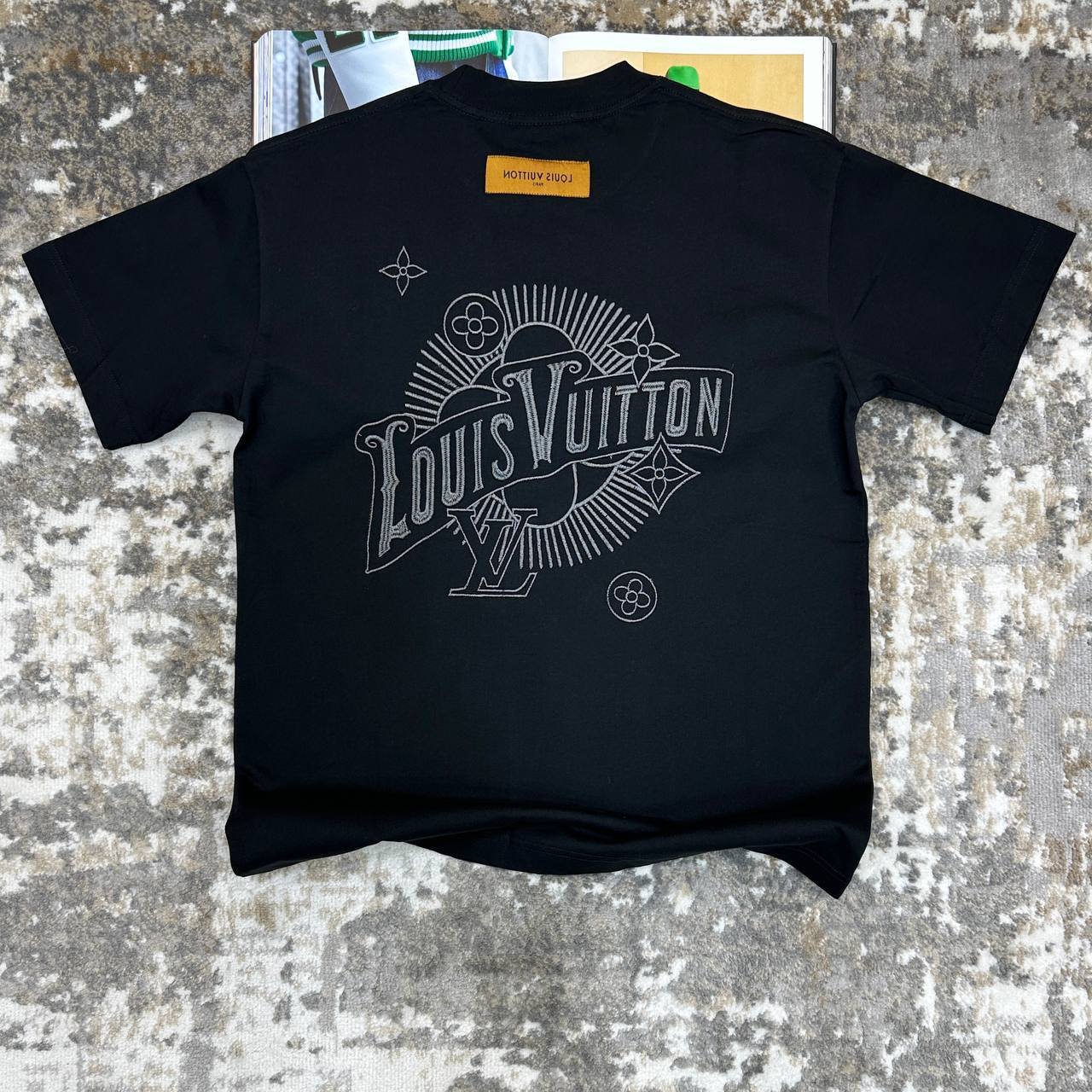 Louis Vuitton Embroidered T-Shirts Mens in 2 Colors UK Reps AAA Quality