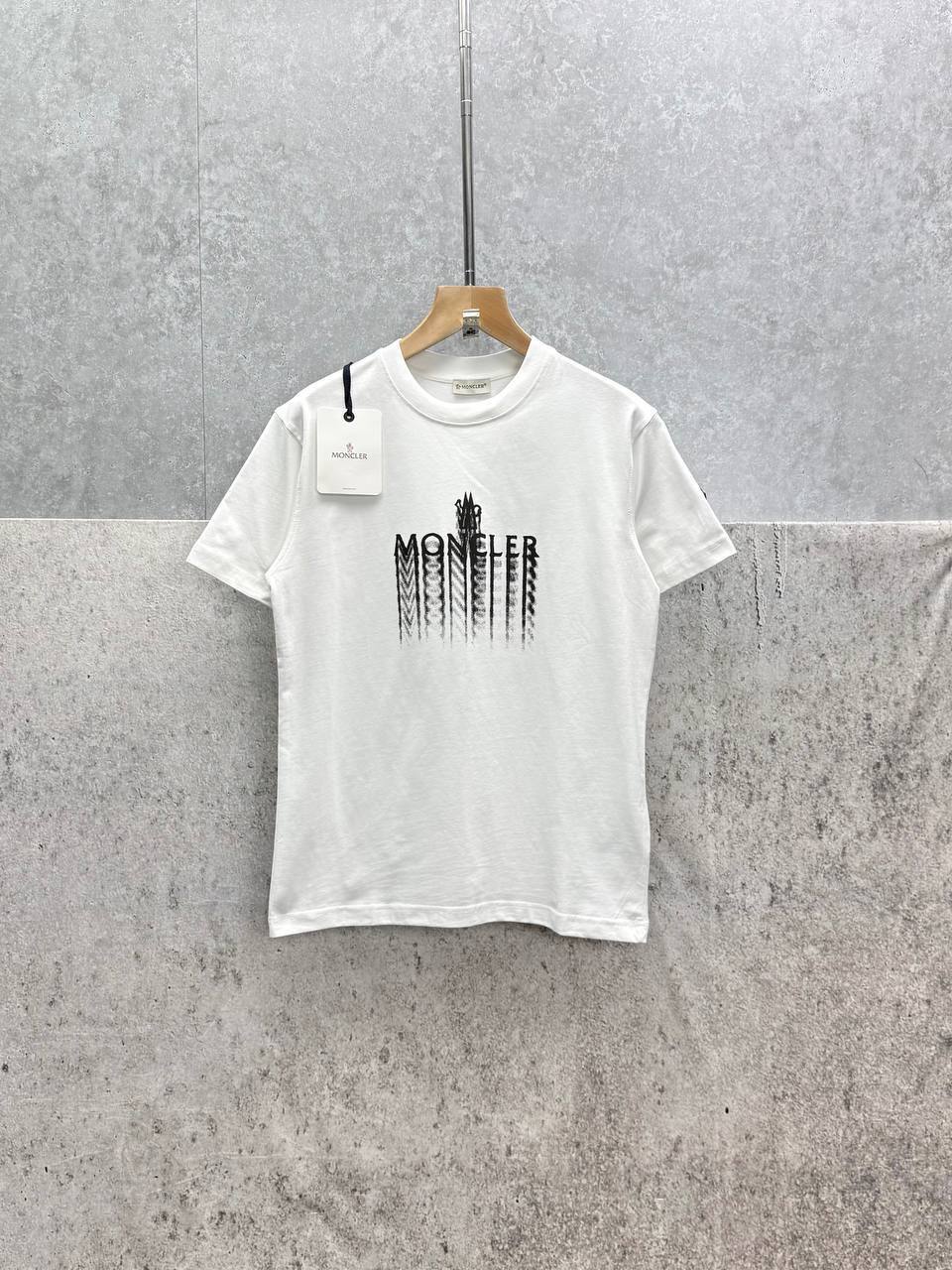 Moncler Faded Logo Cotton T-Shirts Mens in Multiple Colors UK Reps AAA Quality