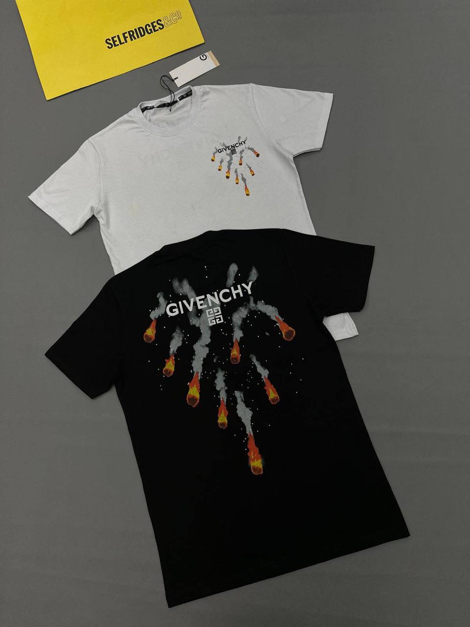 Givenchy Signature Flames Logo T-shirt Mens in 2 Colors Best Sale UK Reps AAA Quality