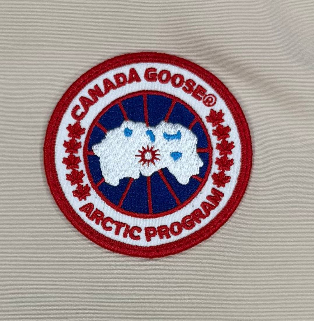 Canada Goose Freestyle Crew Gilets Logo Patch Mens Gilet in Multiple Colors UK Reps AAA Quality