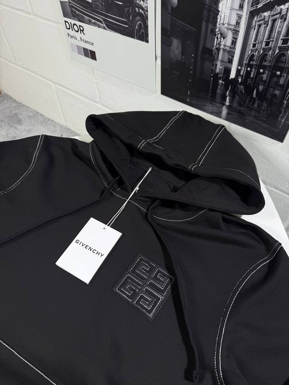 Givenchy 4G-Motif Boxy Fit with Pocket Base Mens Tracksuit in Black Best Sale UK Reps AAA Quality