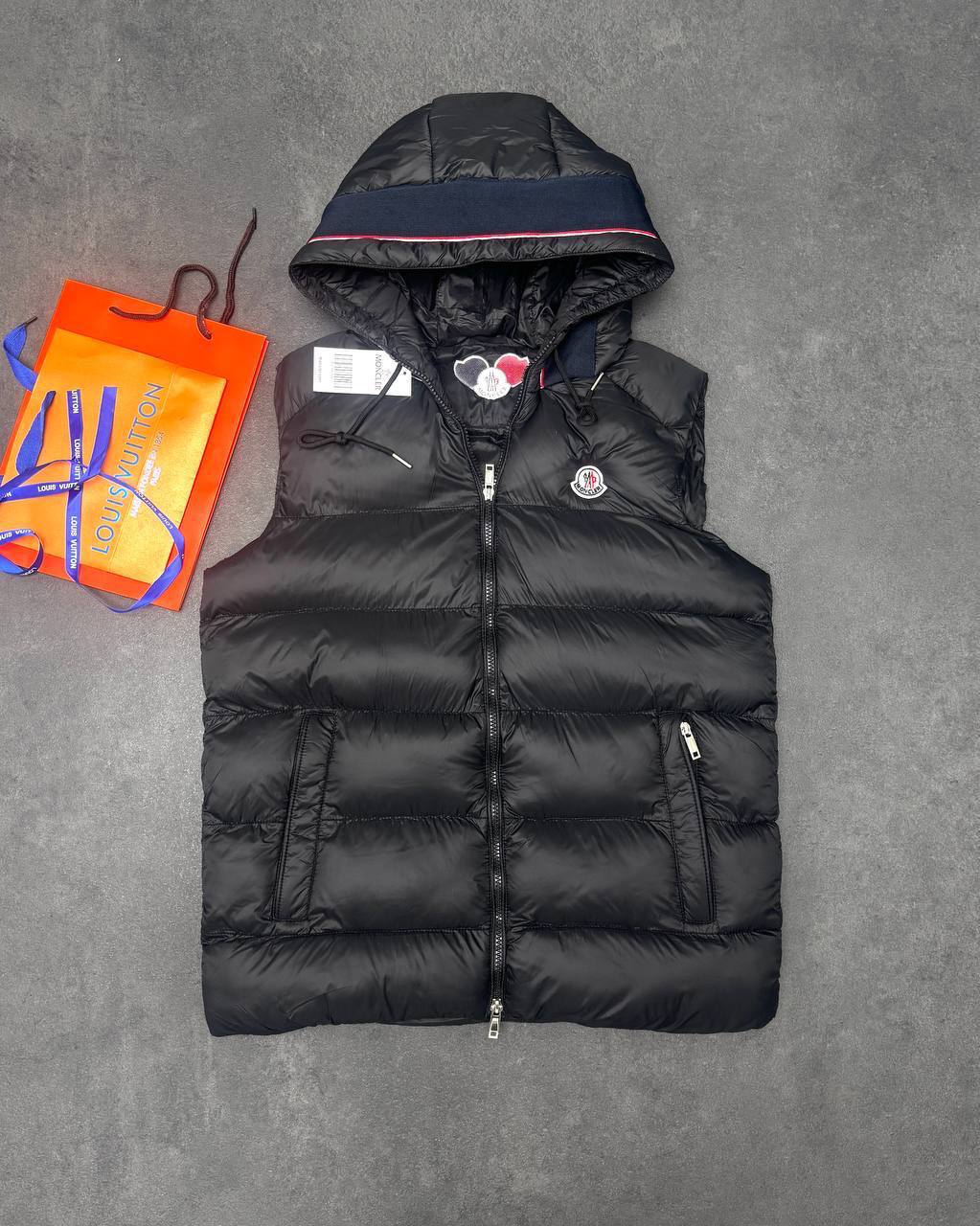 Moncler Montreuil Mens Down Vest Gilets in Multiple Colors UK Reps AAA Quality