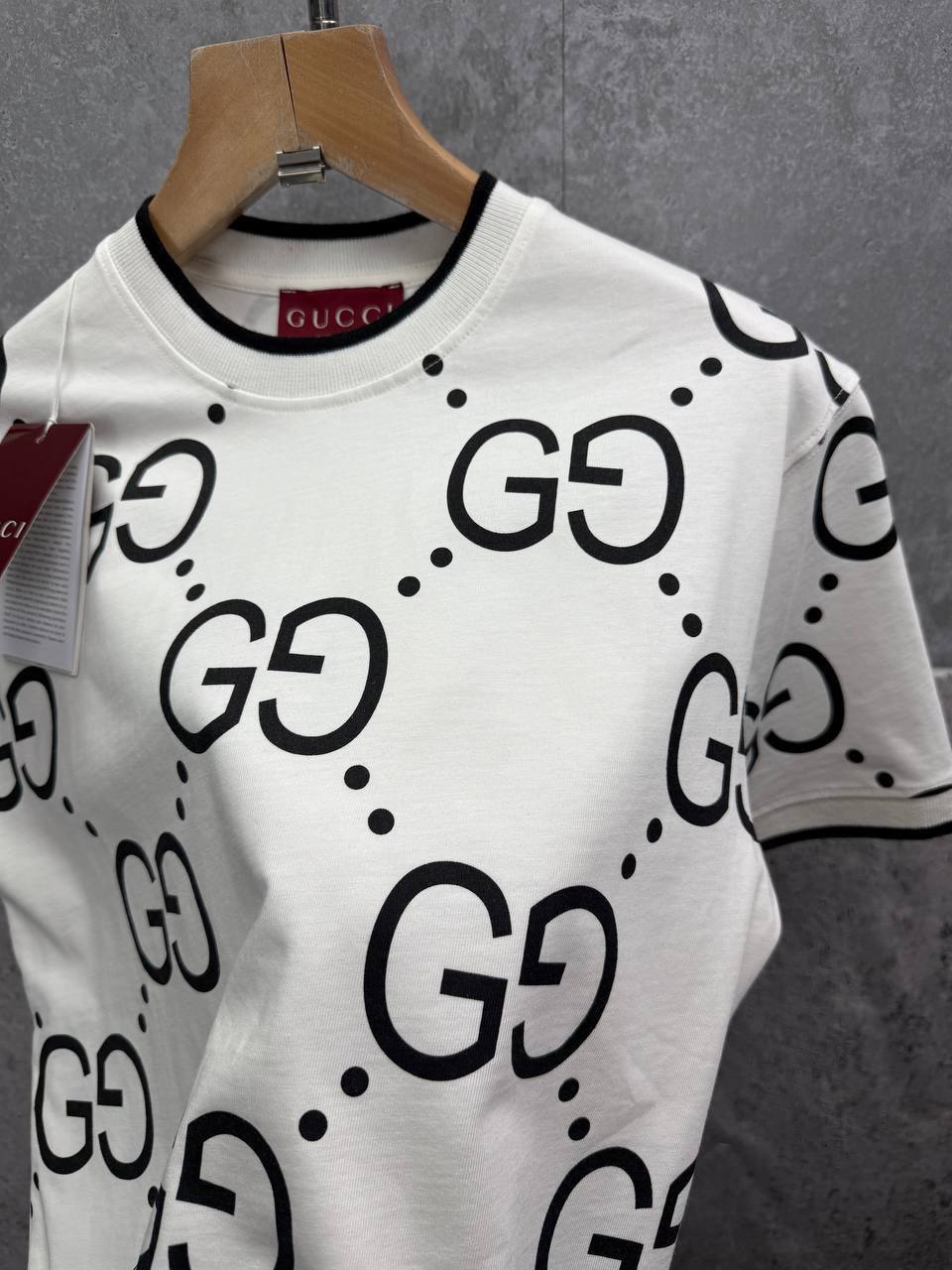Gucci GG Dot Print Short Sleeve Crew Neck T-Shirts Men's in 2 Colors UK Reps AAA Quality