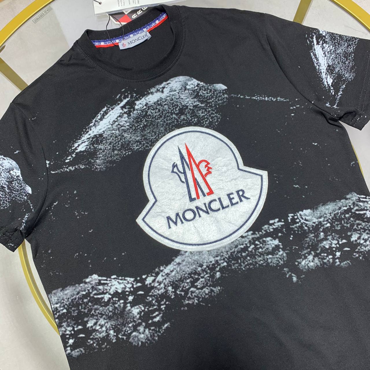 Moncler Logo-Print Cotton T-Shirt Mens in 2 Colors UK Reps AAA Quality