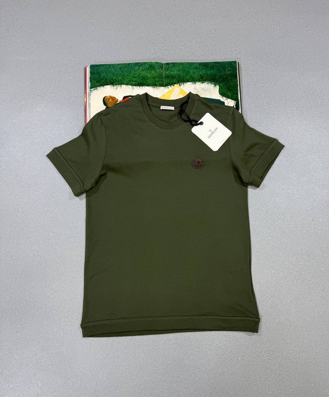 Moncler Logo Patch Cotton T-Shirt Mens in Multiple Colors UK Reps AAA Quality