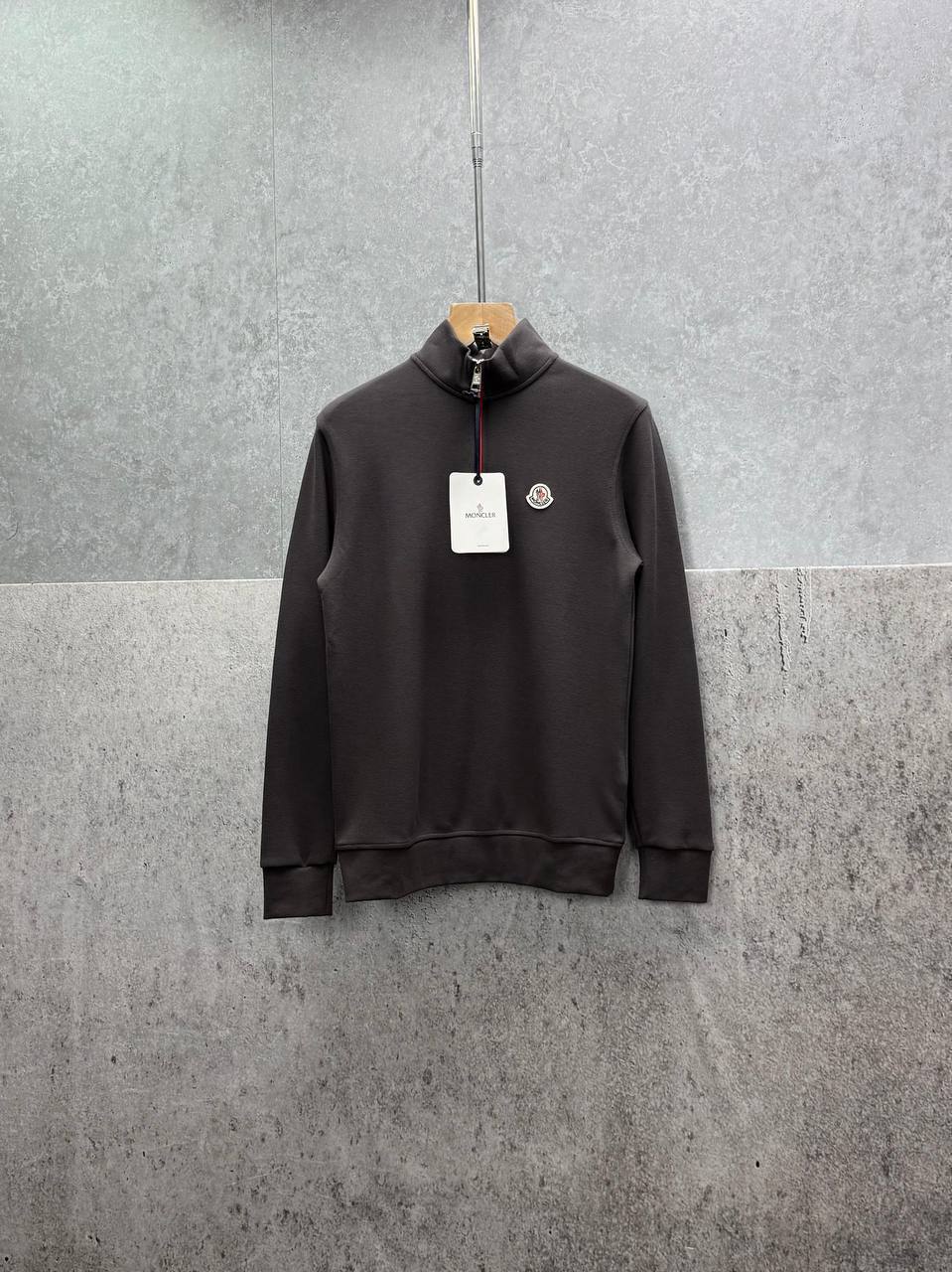 Moncler Badge Logo Quarter Zip Jumpers in Multiple Colors Mens UK Reps AAA Quality