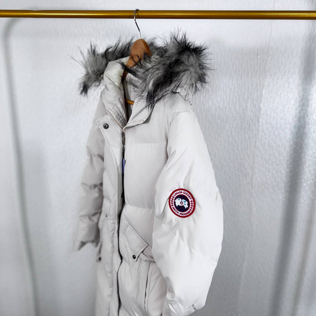 Canada Goose Wyndham Parka Puffer Long Coats Womens in Multiple Colors Best Sale UK Reps AAA Quality