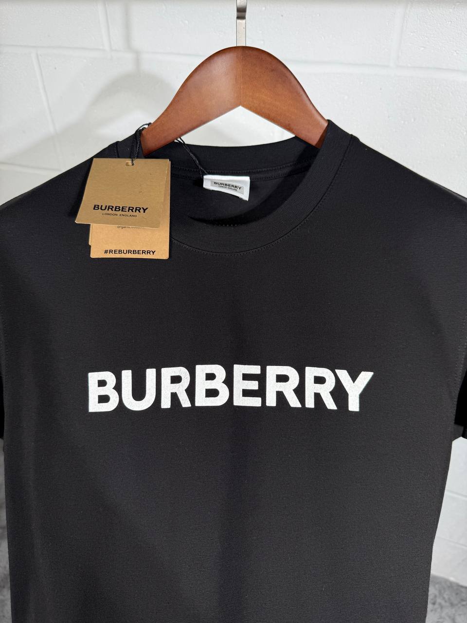 Burberry Logo-Print Cotton T-shirts & Shorts Set Mens in Multiple Colors Best Sale UK Reps AAA Quality