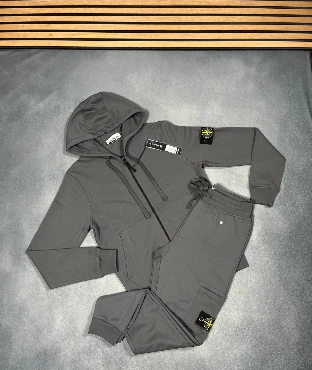 Stone Island Logo Printed Men's Tracksuits in Multiple Colors