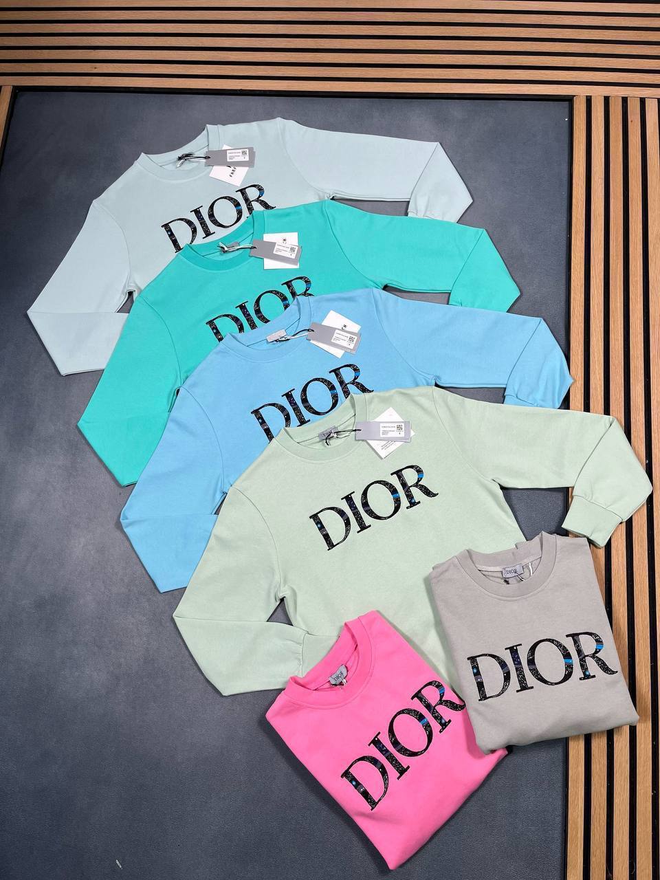 Christian Dior Logo Crew & Scoop Necks Sweatshirt Mens in Multiple Colors Best Sale UK Reps AAA Quality