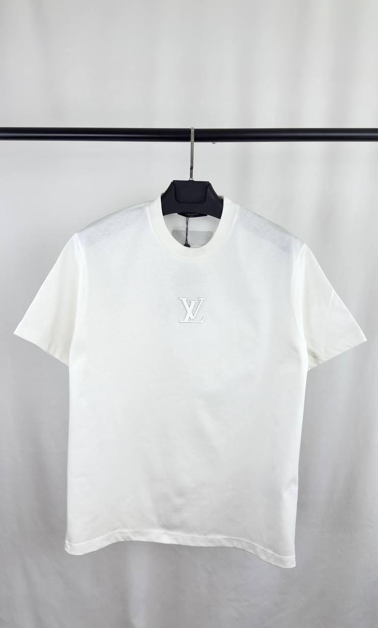Louis Vuitton Embroidered Signature T-Shirt Mens in 2 Colors UK Reps AAA Quality