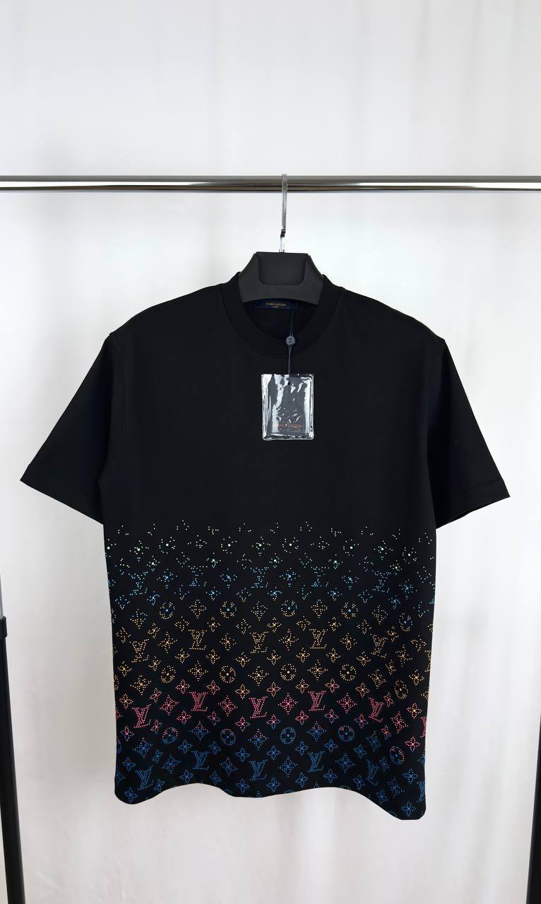 Louis Vuitton Monogram Gradient Embellished Short Sleeve T-Shirt Mens in 2 Colors Best Sale UK Reps AAA Quality