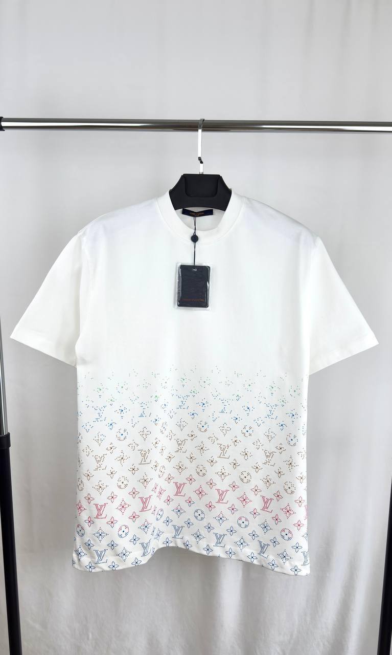 Louis Vuitton Monogram Gradient Embellished Short Sleeve T-Shirt Mens in 2 Colors Best Sale UK Reps AAA Quality