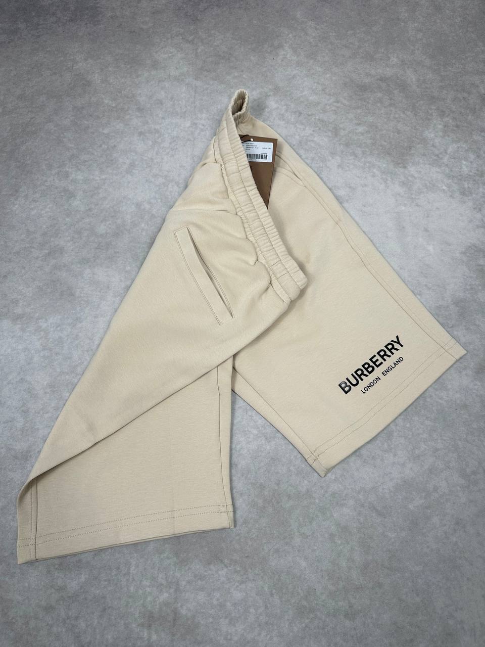 Burberry Logo Print Shorts Men's Straight-Leg Mid-Length UK Reps Sale AAA Quality