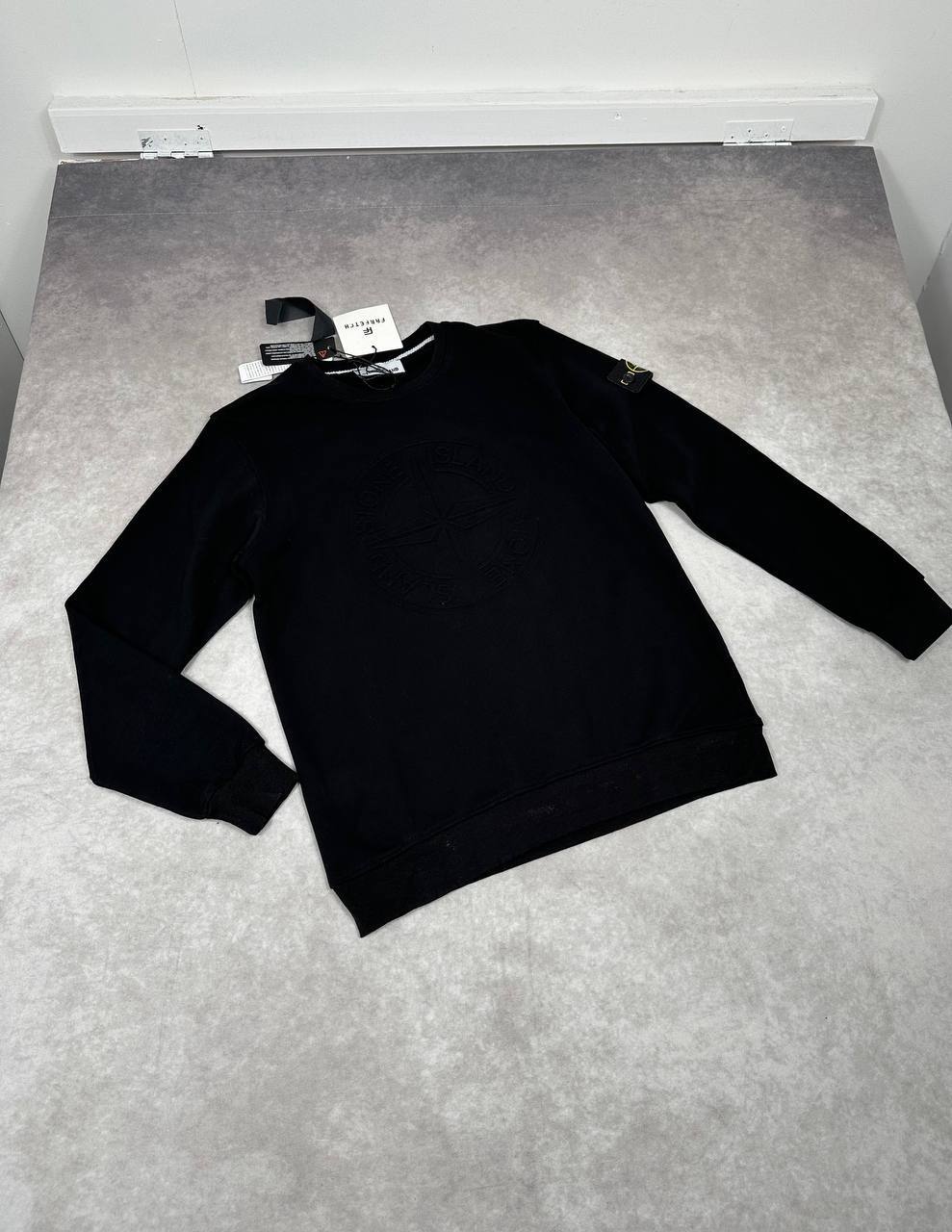 Stone Island Embossed Logo Jumpers Mens in 2 Colors Best Sale UK Reps AAA Quality