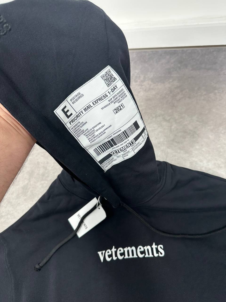 Vetements Logo Jumpers Mens in 2 Colors Best Sale UK Reps AAA Quality