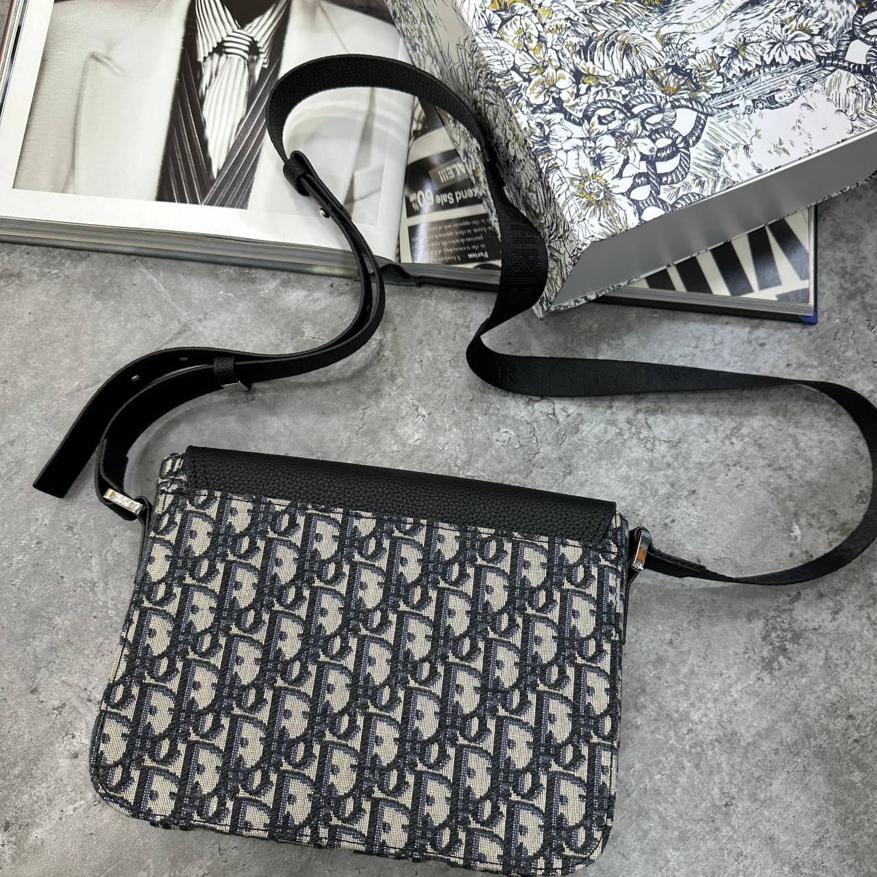 Christian Dior Signature Asymmetrical Messenger Bags Mens UK Reps AAA Quality